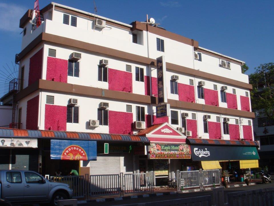 Kapit Hotel Kuching Exterior photo