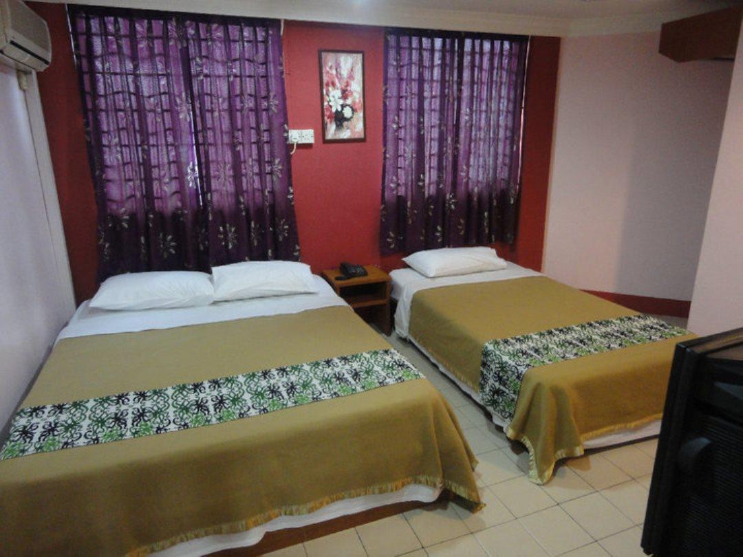 Kapit Hotel Kuching Exterior photo